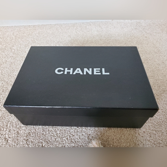 Chanel Pink Fabric Sandals (Size 9.5) - Picture 7 of 9